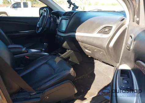 2019 Dodge Journey Gt Awd z USA, uszkodzony, nr VIN 3C4PDDEG3KT695161